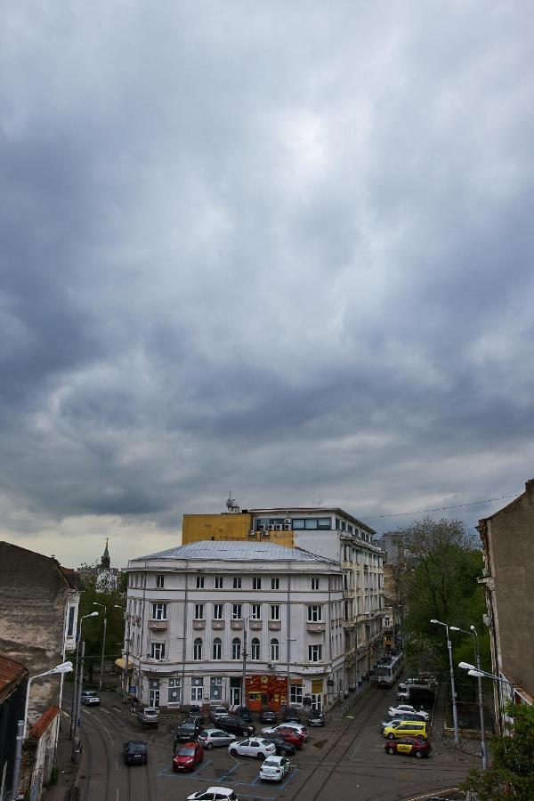Metropole Apartments Old Center Бухарест Экстерьер фото